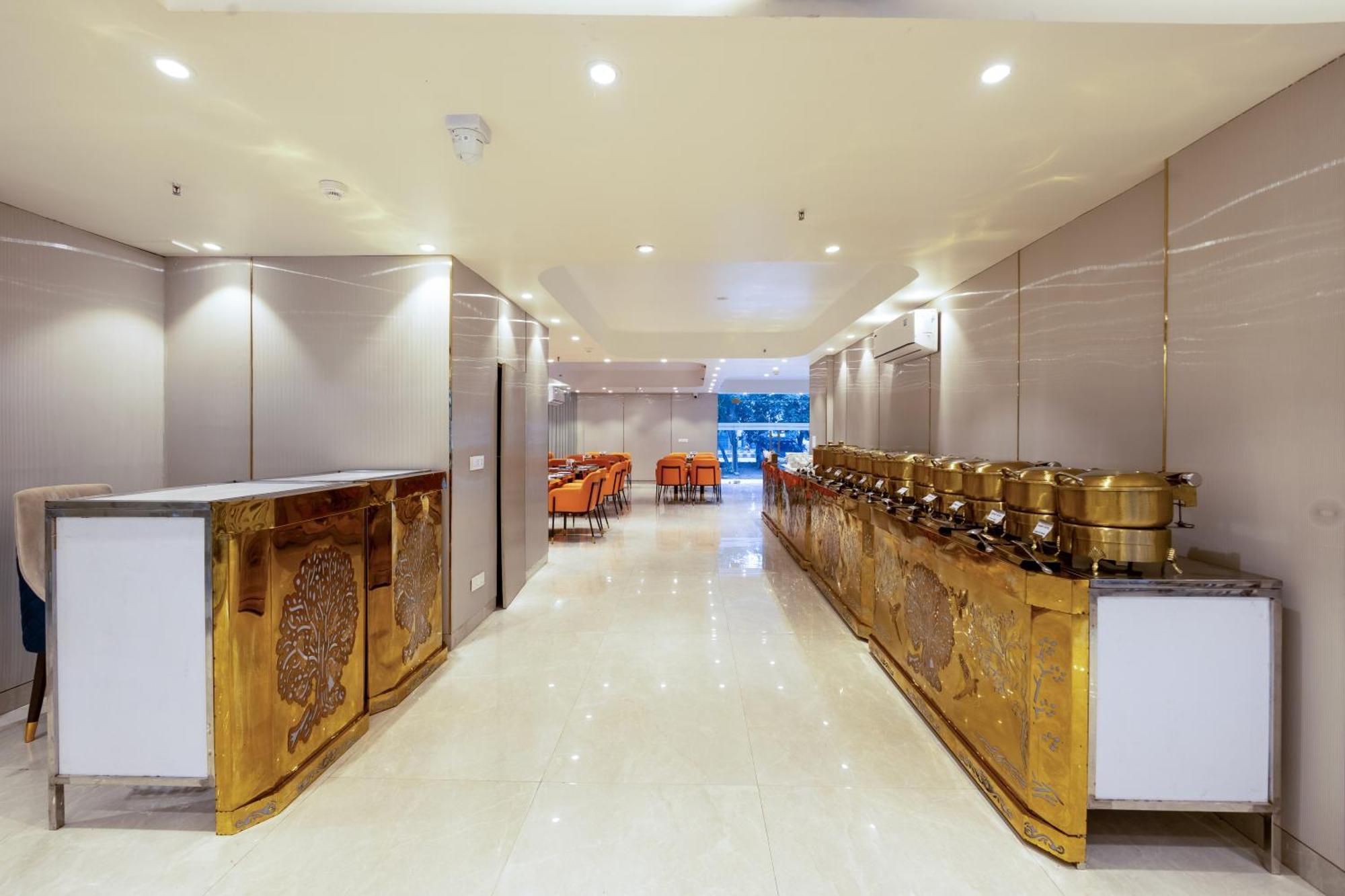 Hotel Ginger Palace Delhi Airport Yeni Delhi Dış mekan fotoğraf