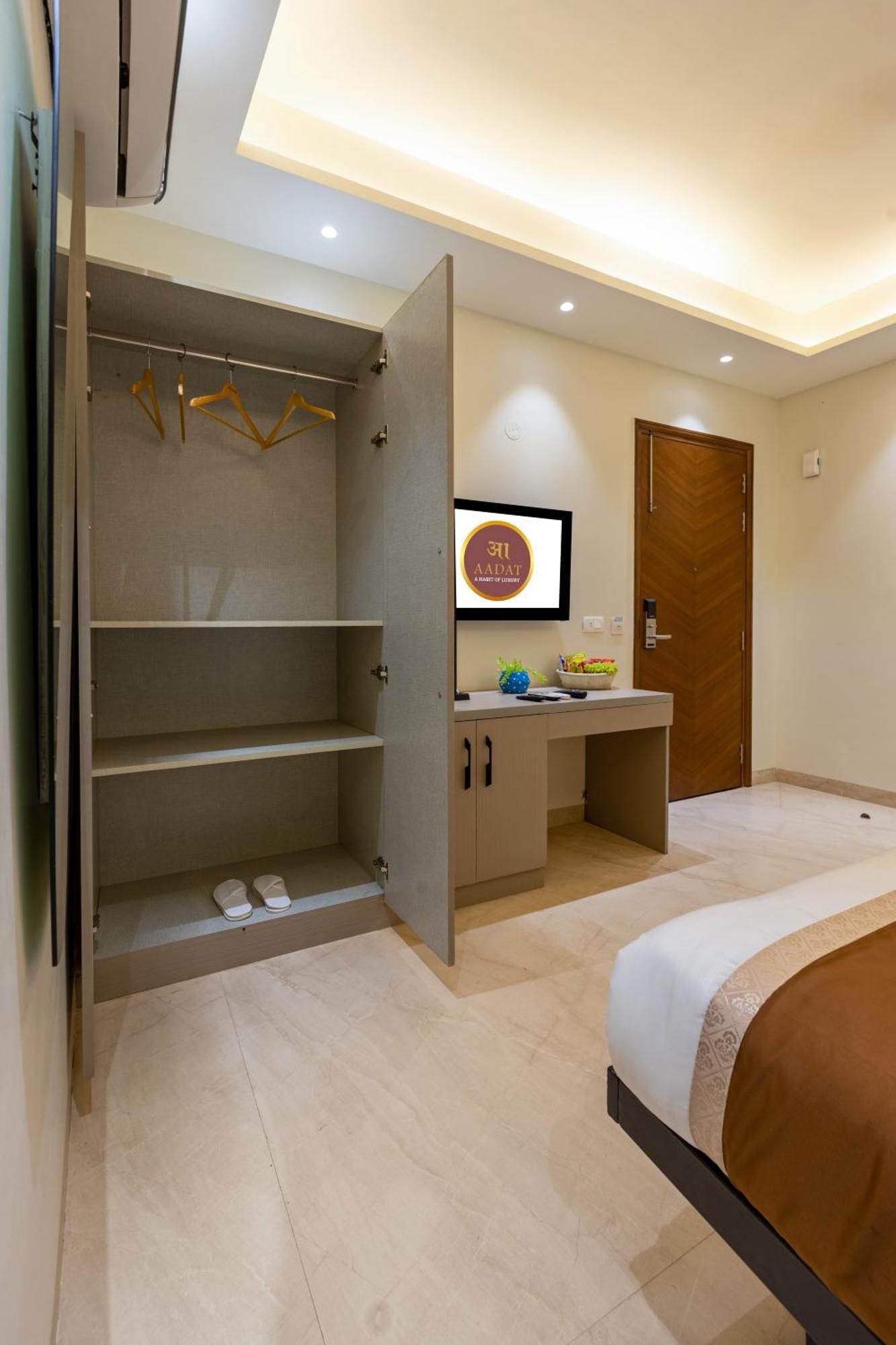 Hotel Ginger Palace Delhi Airport Yeni Delhi Dış mekan fotoğraf